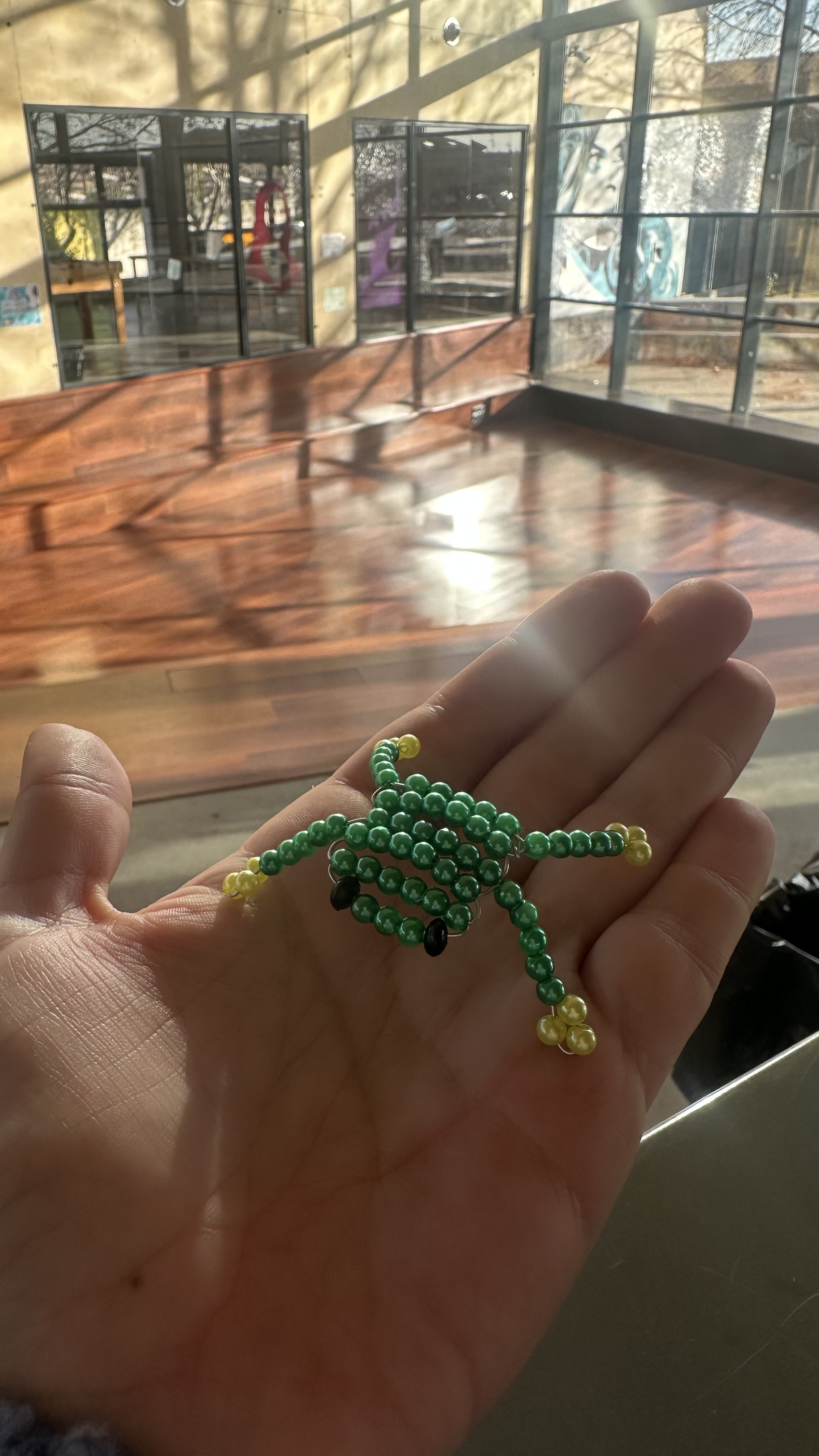 Animales con abalorios